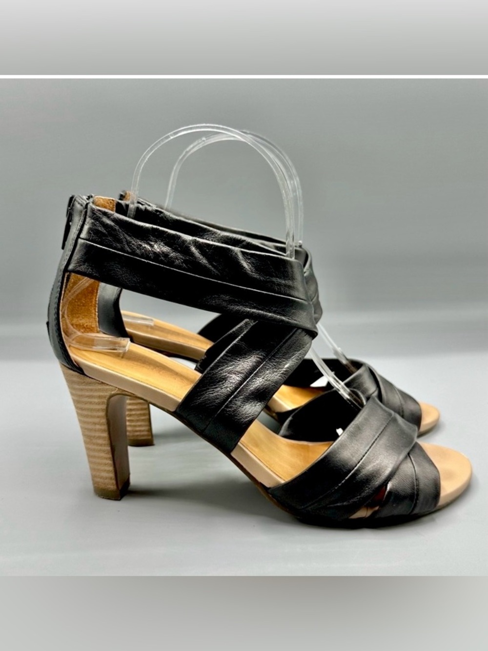 JipiJapa Size 7 Black Ada Criss Cross Heeled Sandals